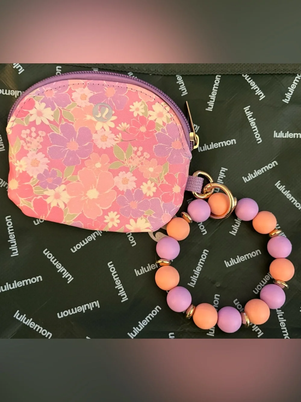 🩷Lululemon Floral Pink Wristlet Coin Purse with Beaded Strap🩷